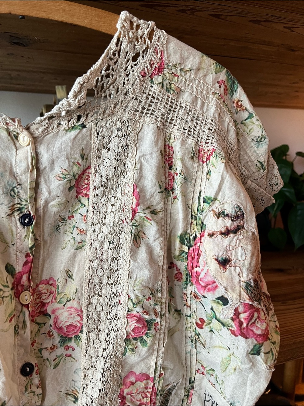 🌺 Magnolia Pearl Floral Dejah Blouse - Picture 12 of 17